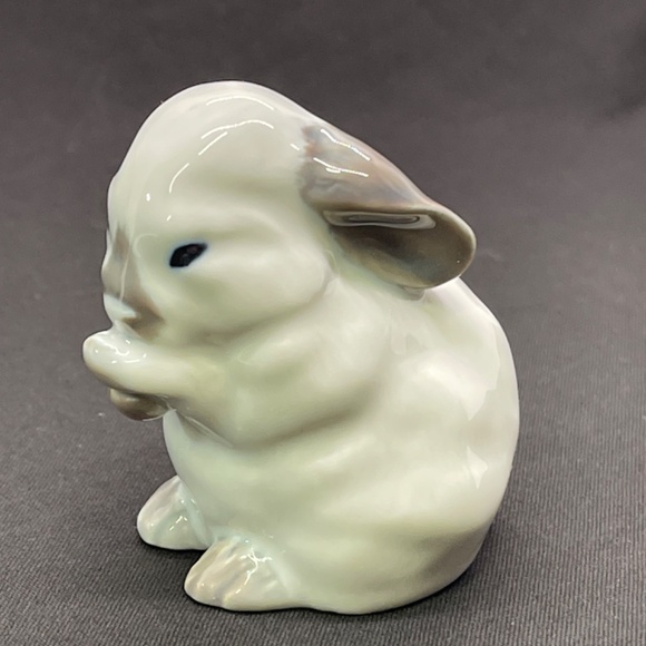 Bing & Grondahl Porcelain Baby Rabbit Mother's Day Figurine Ltd to 1999 - Picture 5 of 9